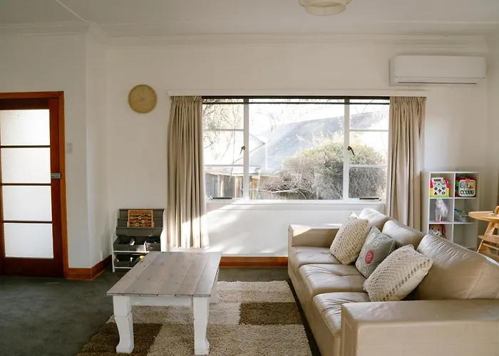 Steps To & Supermarket In Holiday home